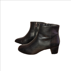 Via Spiga Vail Italian Leather Bootie Size 8.5M